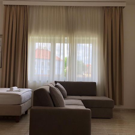 Apartman Za Radnici Valtice Exterior foto