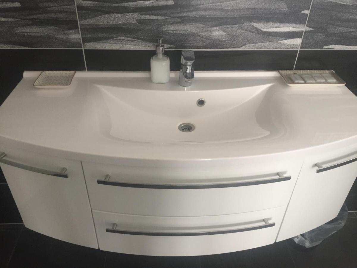 Apartman Za Radnici Valtice Exterior foto