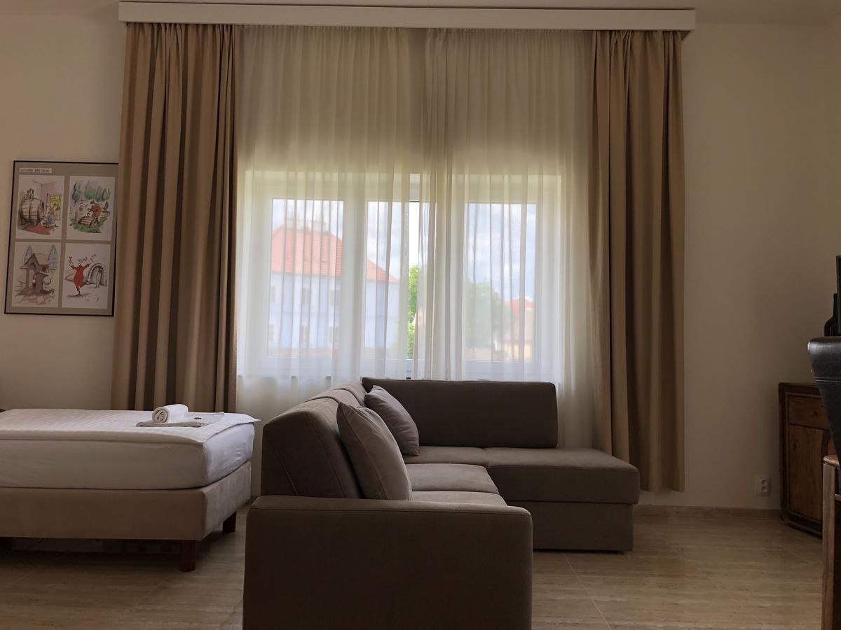 Apartman Za Radnici Valtice Exterior foto