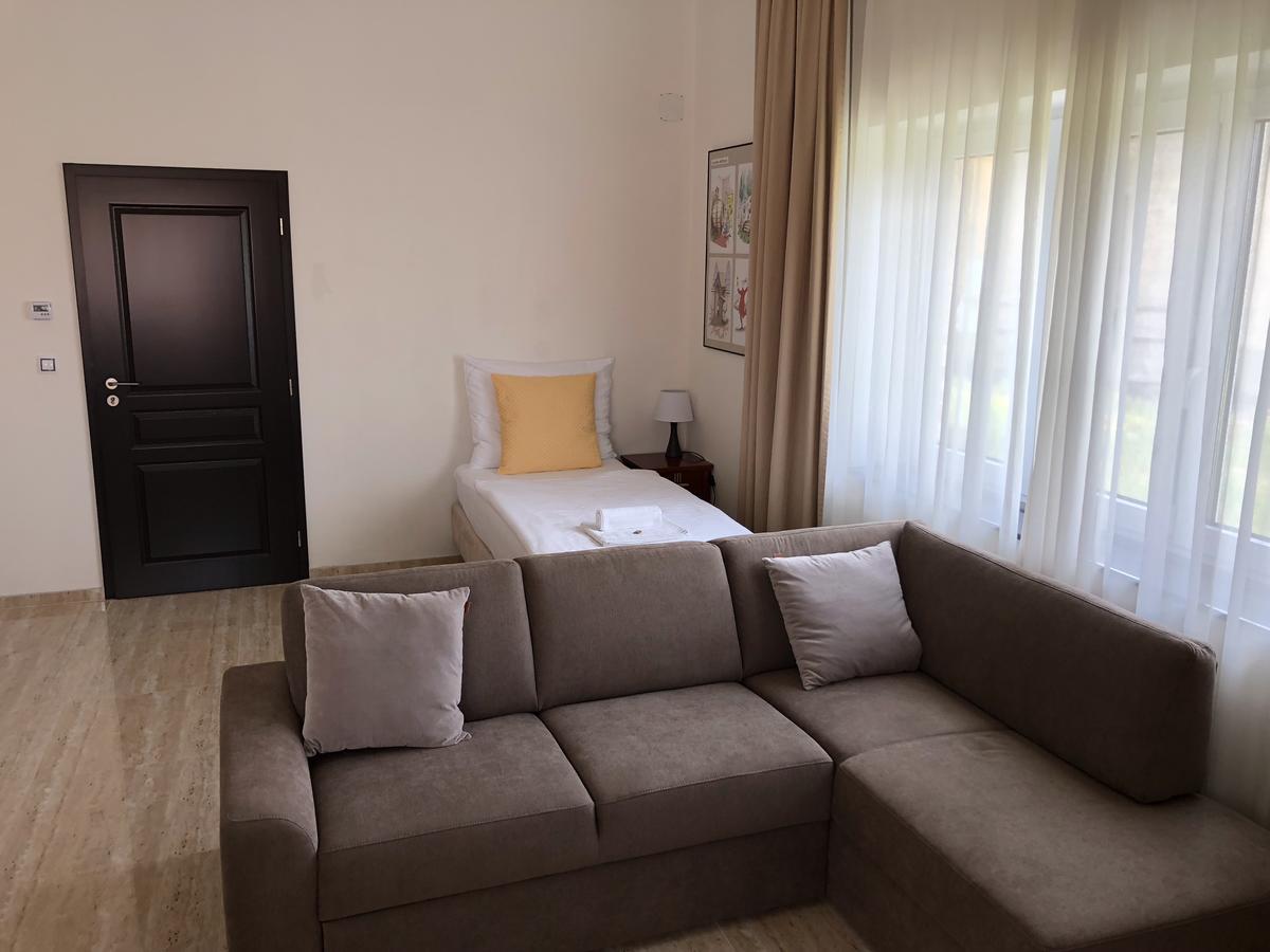Apartman Za Radnici Valtice Exterior foto